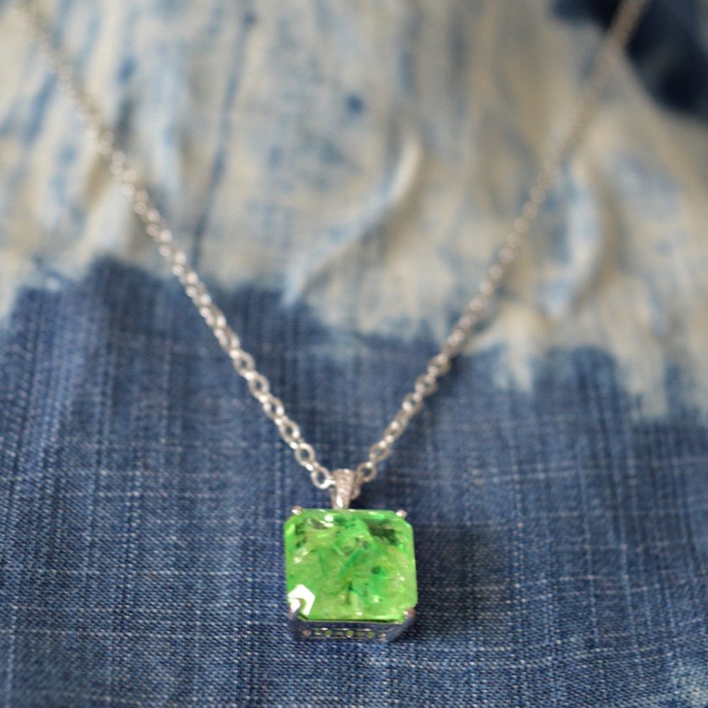 Emerald Square Shape Translucent 9.35 Carat 12mm … - image 5